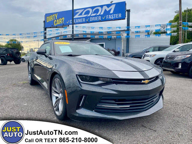 2017 Chevrolet Camaro 1LT RWD photo