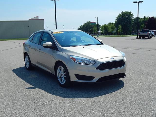 2017 Ford Focus SE FWD photo