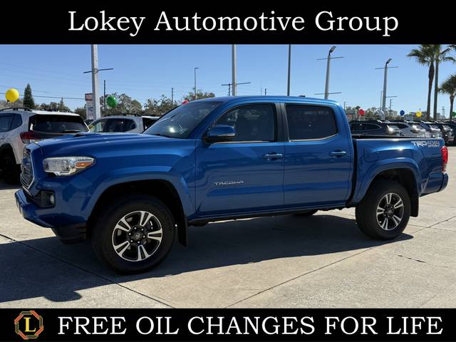 2017 Toyota Tacoma TRD Sport 4WD photo