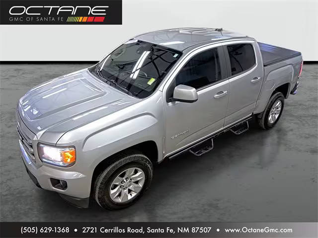 2017 GMC Canyon 4WD SLE 4WD photo