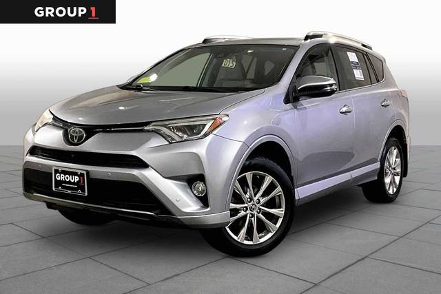 2017 Toyota RAV4 Platinum AWD photo