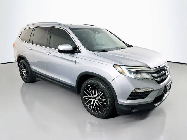 2016 Honda Pilot Elite AWD photo