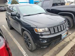 2017 Jeep Grand Cherokee Altitude 4WD photo