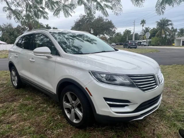 2017 Lincoln MKC Premiere AWD photo