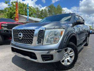 2017 Nissan Titan SV RWD photo