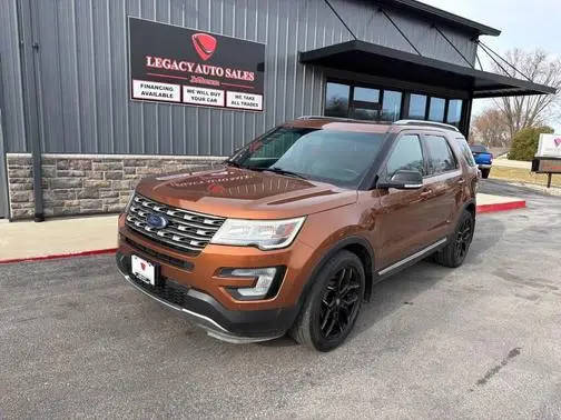 2017 Ford Explorer XLT 4WD photo