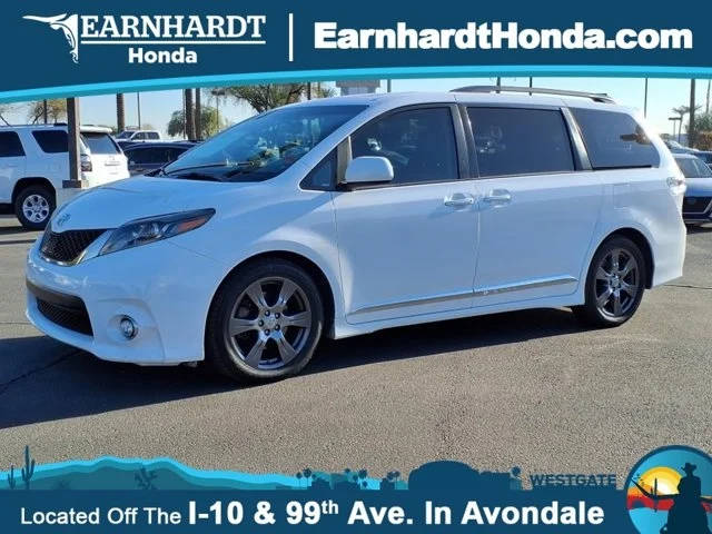 2017 Toyota Sienna SE FWD photo