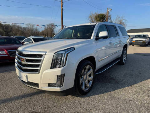 2017 Cadillac Escalade ESV Premium Luxury 4WD photo