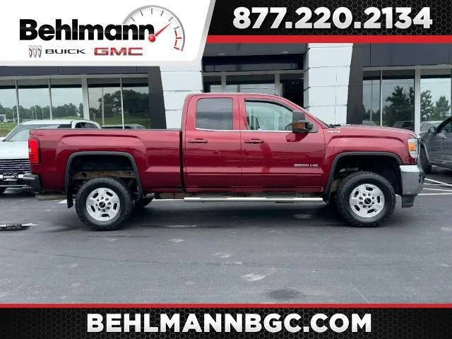 2017 GMC Sierra 2500HD SLE 4WD photo