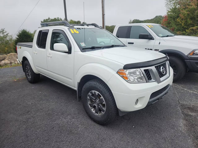 2016 Nissan Frontier PRO-4X 4WD photo