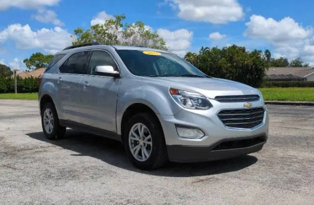 2017 Chevrolet Equinox LT FWD photo