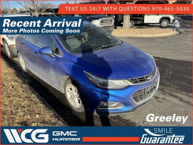 2017 Chevrolet Cruze LT FWD photo