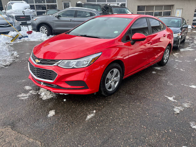 2017 Chevrolet Cruze LS FWD photo