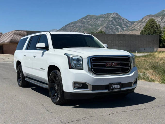 2015 GMC Yukon XL SLT 4WD photo