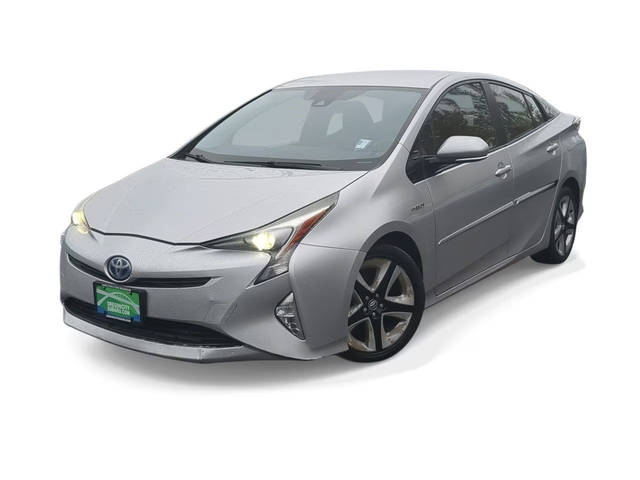 2016 Toyota Prius Three Touring FWD photo