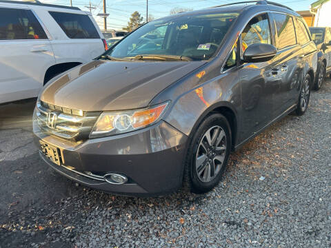 2016 Honda Odyssey Touring FWD photo