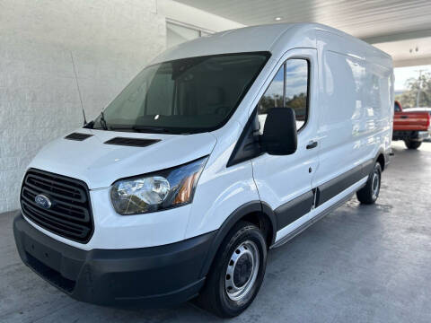 2017 Ford Transit Van  RWD photo
