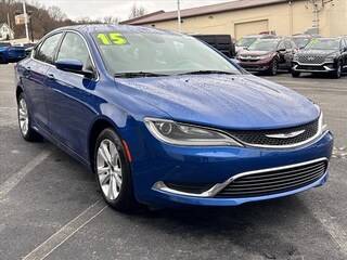 2015 Chrysler 200 Limited FWD photo