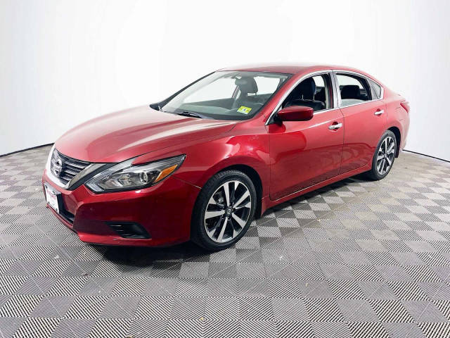 2017 Nissan Altima 2.5 SR FWD photo