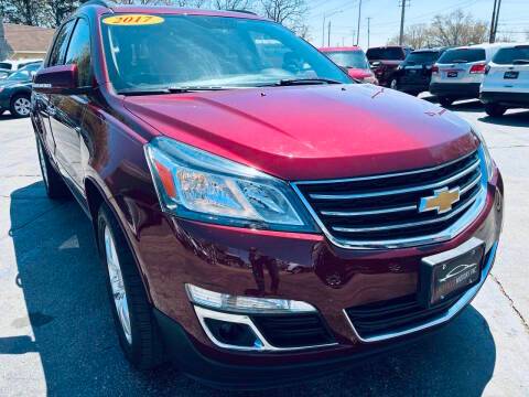 2017 Chevrolet Traverse LT FWD photo