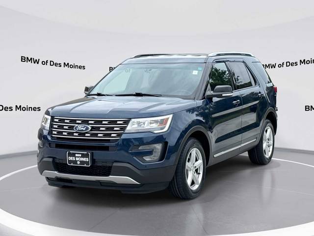 2017 Ford Explorer XLT 4WD photo
