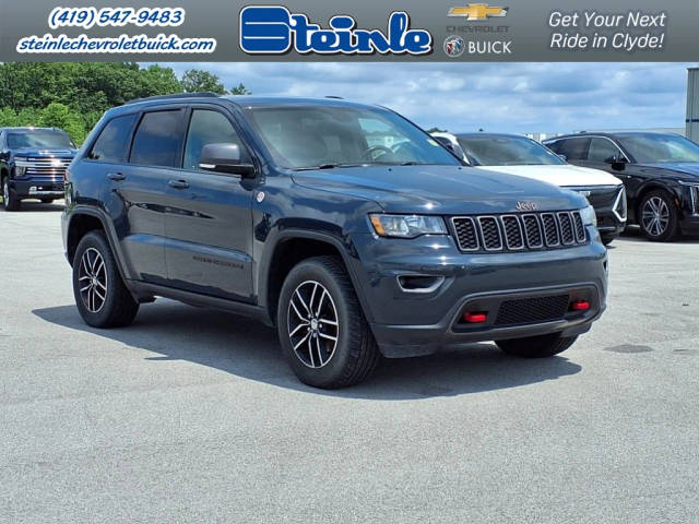 2017 Jeep Grand Cherokee Trailhawk 4WD photo