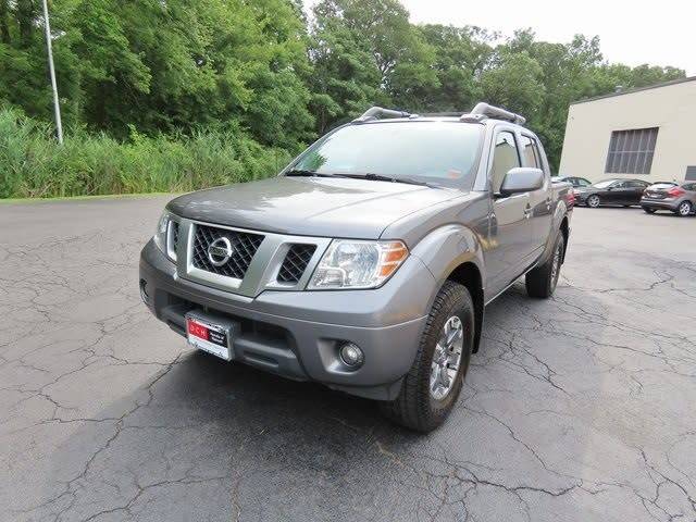 2016 Nissan Frontier PRO-4X 4WD photo