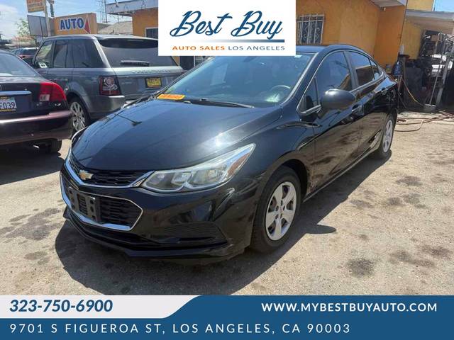 2017 Chevrolet Cruze LS FWD photo