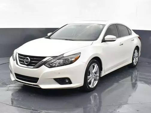 2017 Nissan Altima 3.5 SL FWD photo