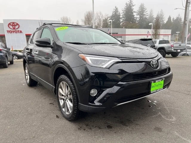 2017 Toyota RAV4 Limited AWD photo