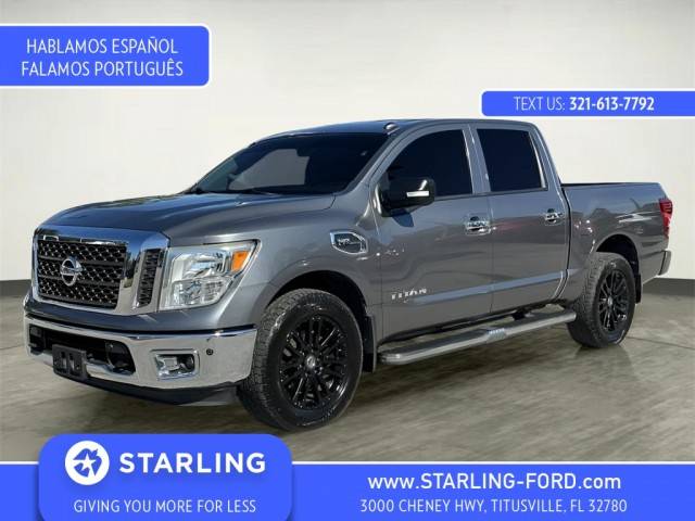 2017 Nissan Titan SV 4WD photo