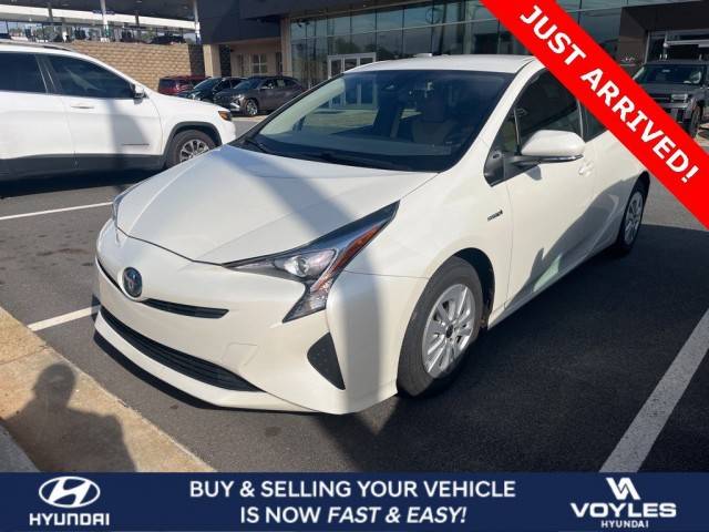 2017 Toyota Prius Two FWD photo