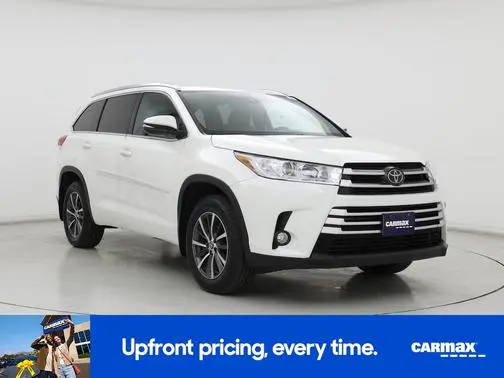 2017 Toyota Highlander XLE AWD photo