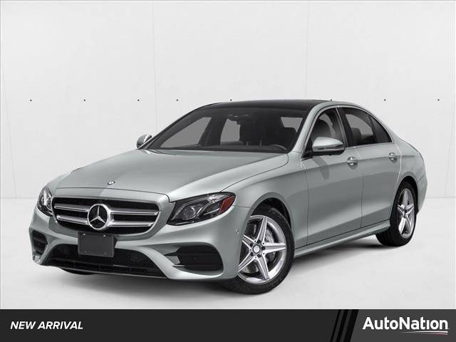 2017 Mercedes-Benz E-Class E 300 Luxury RWD photo