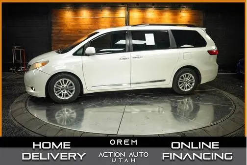 2017 Toyota Sienna XLE Premium FWD photo