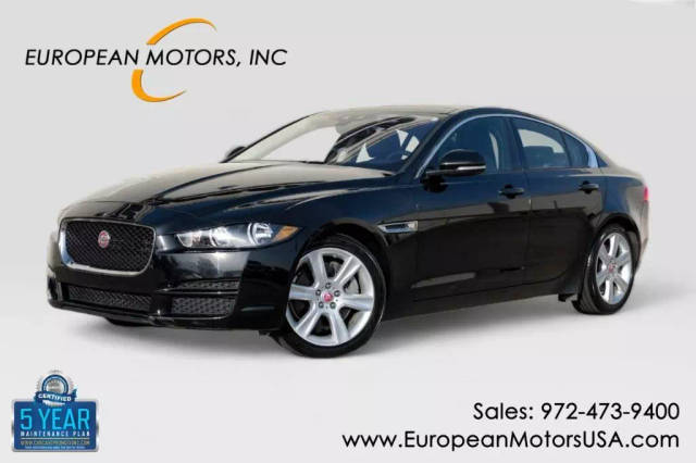 2017 Jaguar XE 25t Premium RWD photo
