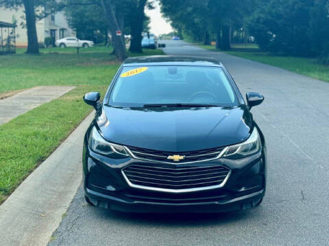 2017 Chevrolet Cruze LT FWD photo