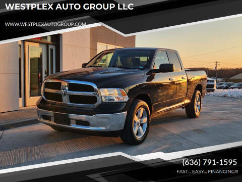 2016 Ram 1500 SLT 4WD photo