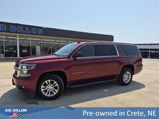 2016 Chevrolet Suburban LT 4WD photo