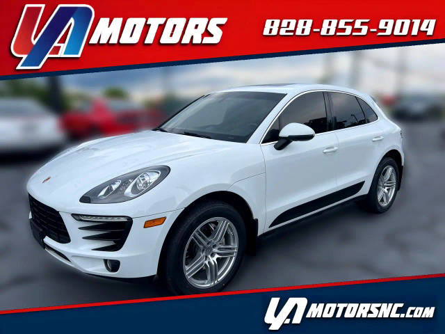 2015 Porsche Macan S AWD photo