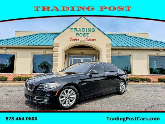 2016 BMW 5 Series 528i RWD photo