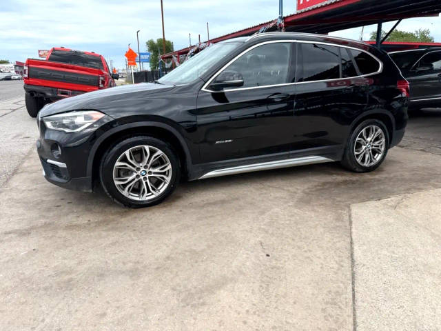 2017 BMW X1 xDrive28i AWD photo