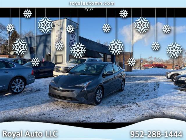 2017 Toyota Prius Four FWD photo