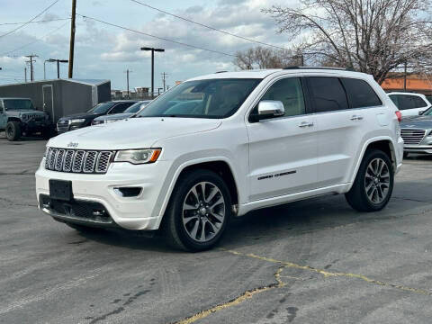 2017 Jeep Grand Cherokee Overland 4WD photo
