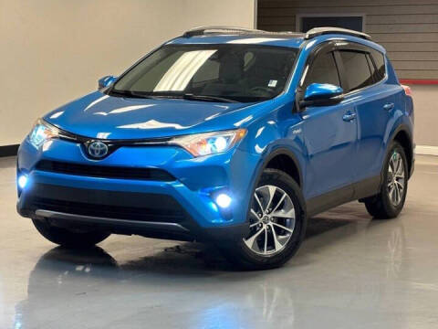 2017 Toyota RAV4 XLE AWD photo