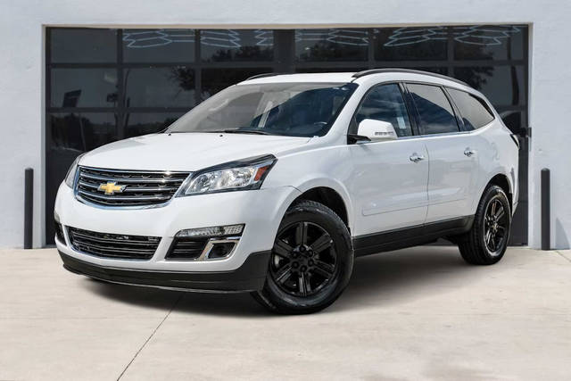 2017 Chevrolet Traverse LT FWD photo
