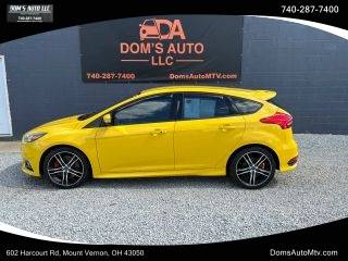 2017 Ford Focus ST FWD photo