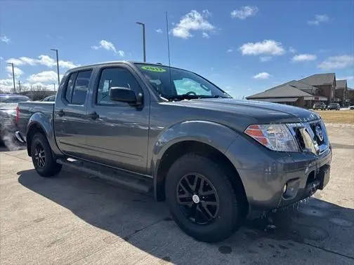 2017 Nissan Frontier SV V6 4WD photo