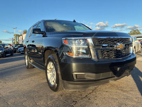 2017 Chevrolet Tahoe LT RWD photo