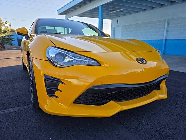 2017 Toyota 86  RWD photo